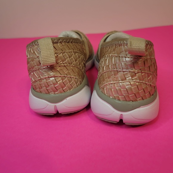 New propet travelite slip on women comfort sneaker shoes Sz 6 - Picture 4 of 9